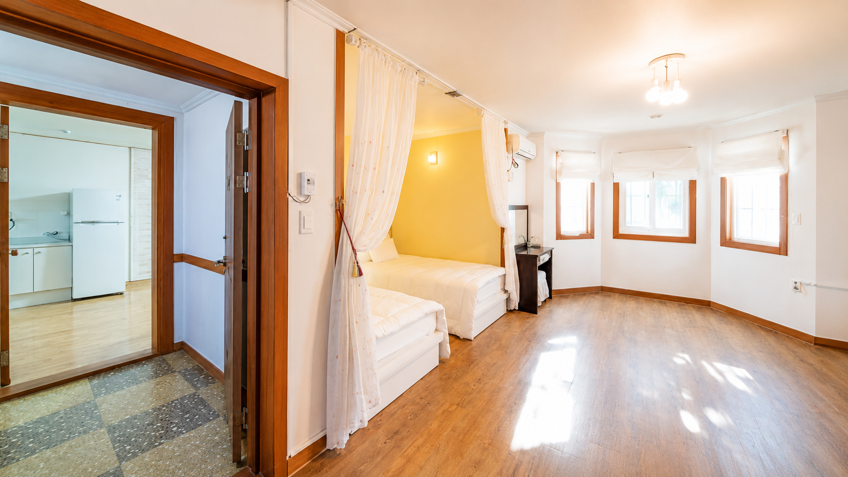연어의고향 가족객실 올리브 꽃사과